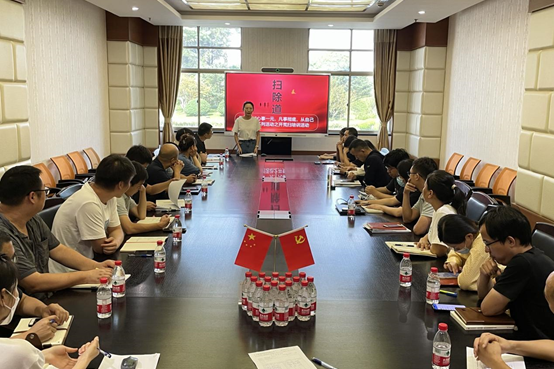 海尼藥業(yè)開展管理干部掃除道培訓順利結(jié)束!